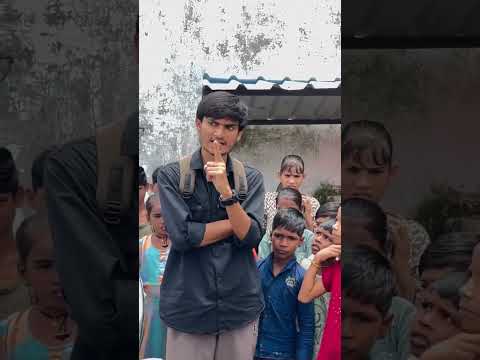 క్లాస్‌రూమ్‌లో ఆవులు, గేదెలు..