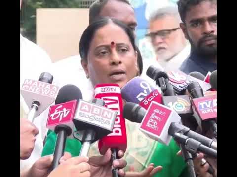 నా కూతురు స్వతంత్రంగా మాట్లాడింది: కొండా సురేఖ