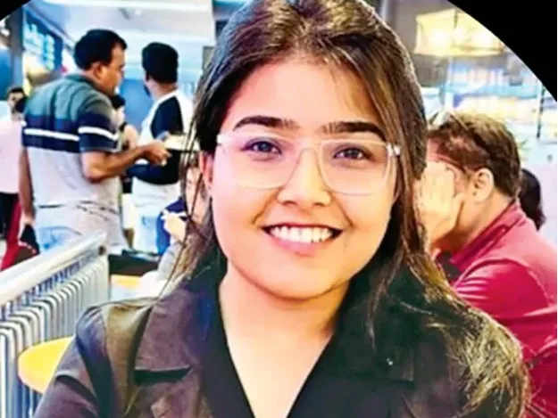 ఫేస్‌బుక్ పరిచయం చివరికి ఆత్మహత్య 