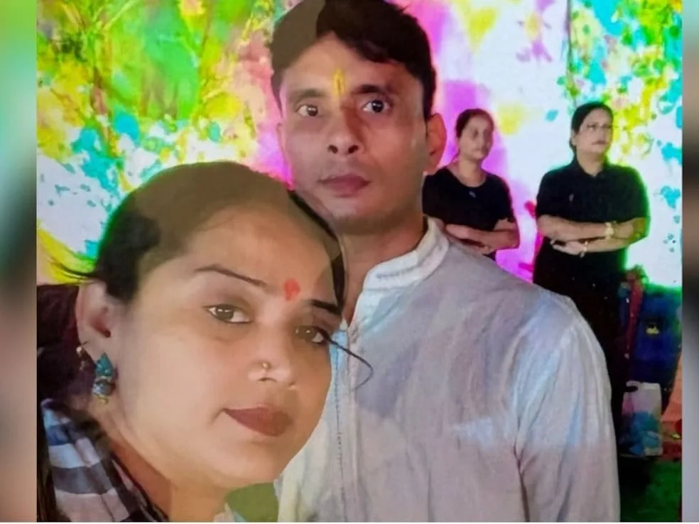 బాయ్ ఫ్రెండ్ ఇంటికెళ్లి భార్య, బిడ్డను చంపేసింది!