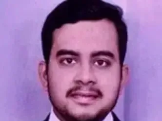 నా డెడ్ బాడీని తండ్రి తాకద్దుః కాన్పూర్ లాయర్ సంచలన పోస్ట్ !!