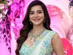 పెళ్లి పేరుతో  సాఫ్ట్ వేర్ ఇంజనీర్ కు నటి ఆశూ రెడ్డి  మస్కా!