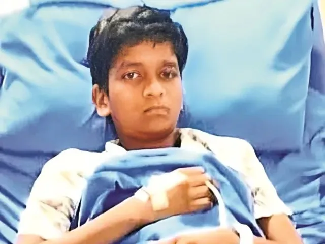 గుండుసూది మింగిన 8th క్లాస్ స్టూడెంట్!