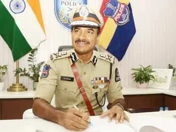 తెలంగాణ కొత్త పోలీసు బాస్ ఆనంద్ 