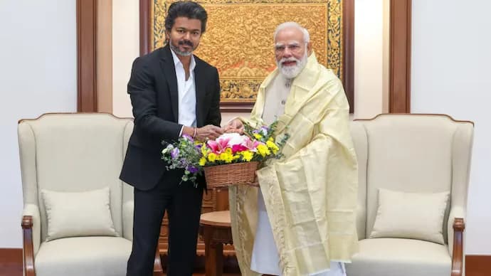   విజయ్- మోడీ  25  నిమిషాల ఏకాంత భేటీ !