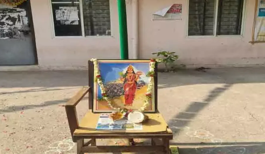 తెలంగాణ ఫార్మెషన్ డే వేడుకల్లో షాకింగ్ ఇన్సిడెంట్