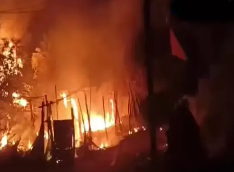ఫైర్ యాక్సిడెంట్‌లో ఇద్దరు సజీవదహనం