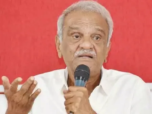 పార్లమెంట్‌కు పోనివ్వకుండా బీజేపీ చేసిన కుట్ర: నారాయణ