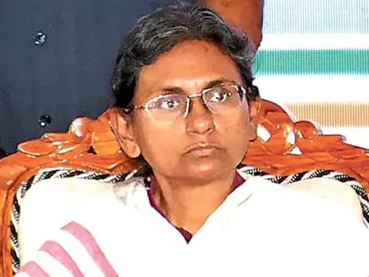 మీనాక్షి నామినేషన్ రిజెక్ట్..  అసలు కారణం ఇదే