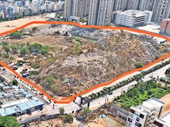 హైటెక్ సిటీలో 15ఏకరాల భూమికి కంచె