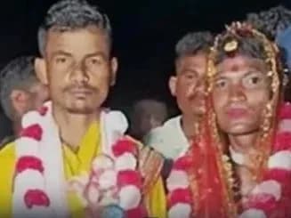 పెళ్లి చేసుకున్న ఇద్దరు మగాళ్లు!