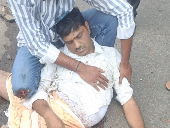 RTO ఆఫీస్ ముందే RTO వెంకన్న స్పాట్‌ డెడ్!
