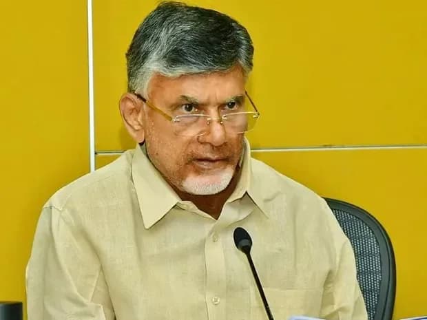 ఫేక్ ప్రచారాల విషయంలో జాగ్రత్త: సీఎం చంద్రబాబు