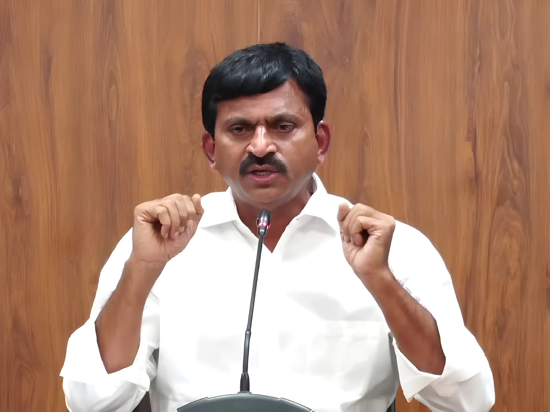 కేంద్రం కొత్త స్కీమ్‌పై తెలంగాణ క్యాబినెట్ ఫైర్