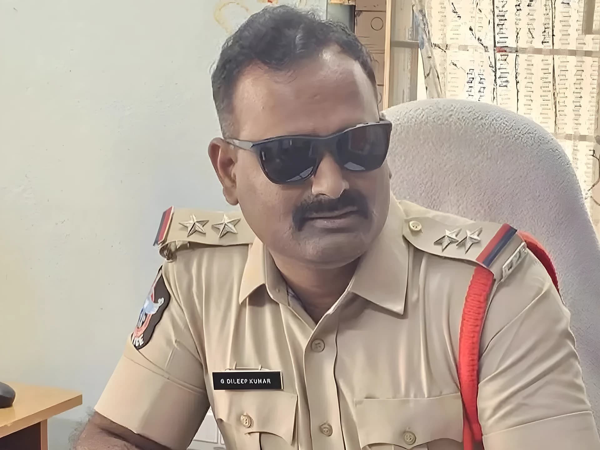 ఫిర్యాదులో పేర్లు మాయం.. SIకి హైకోర్ట్ నోటీసులు
