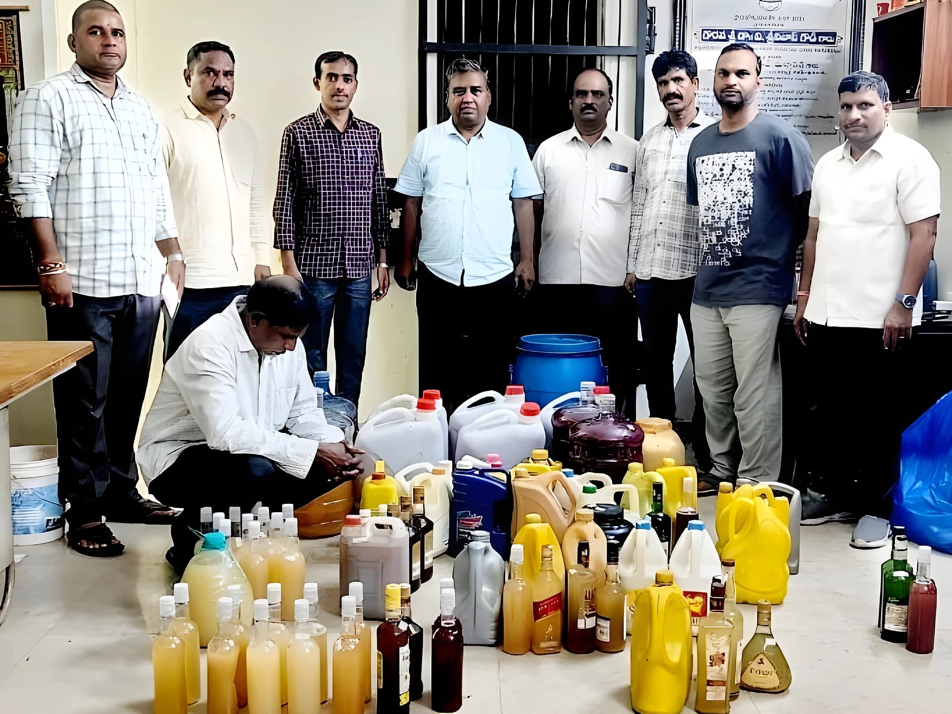 యూట్యూబ్ చూసి ఇంట్లోనే వైన్ తయారీ!