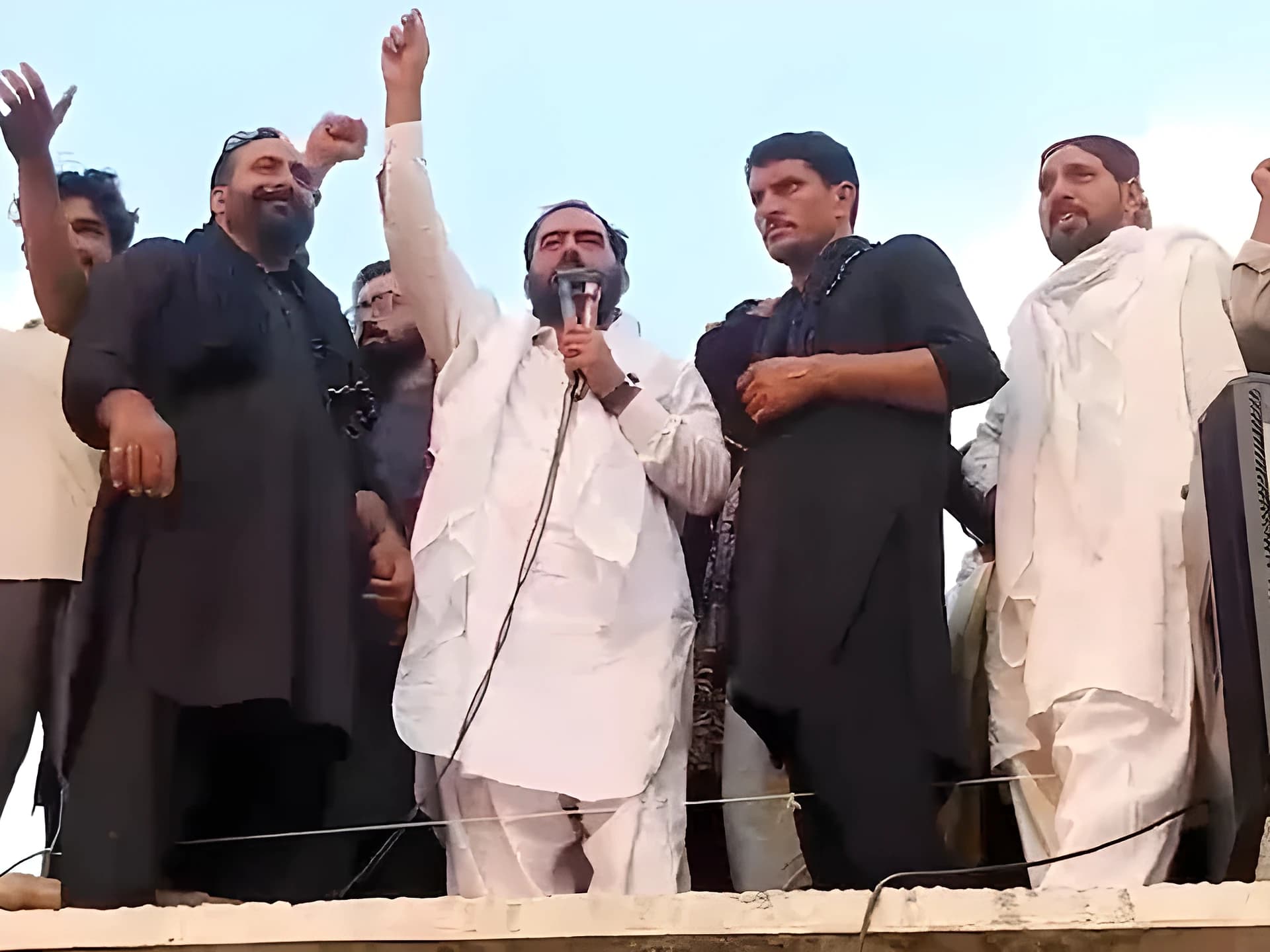 POK లో టెన్షన్-38 డిమాండ్లు,48 గంటల డెడ్ లైన్