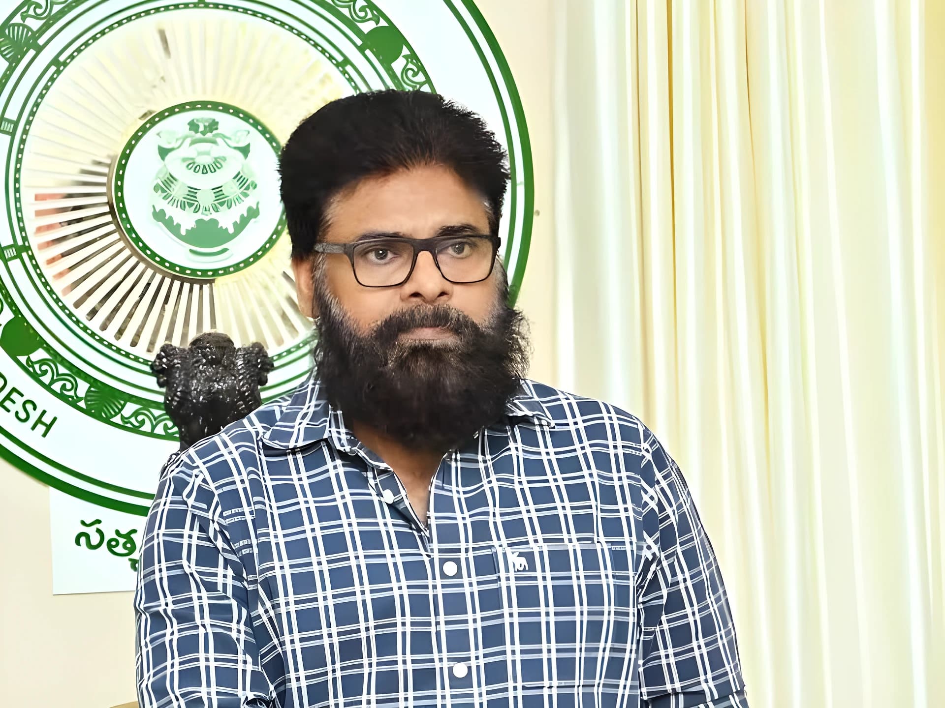 పవన్ కల్యాణ్‌కు సర్జరీ సక్సెస్!