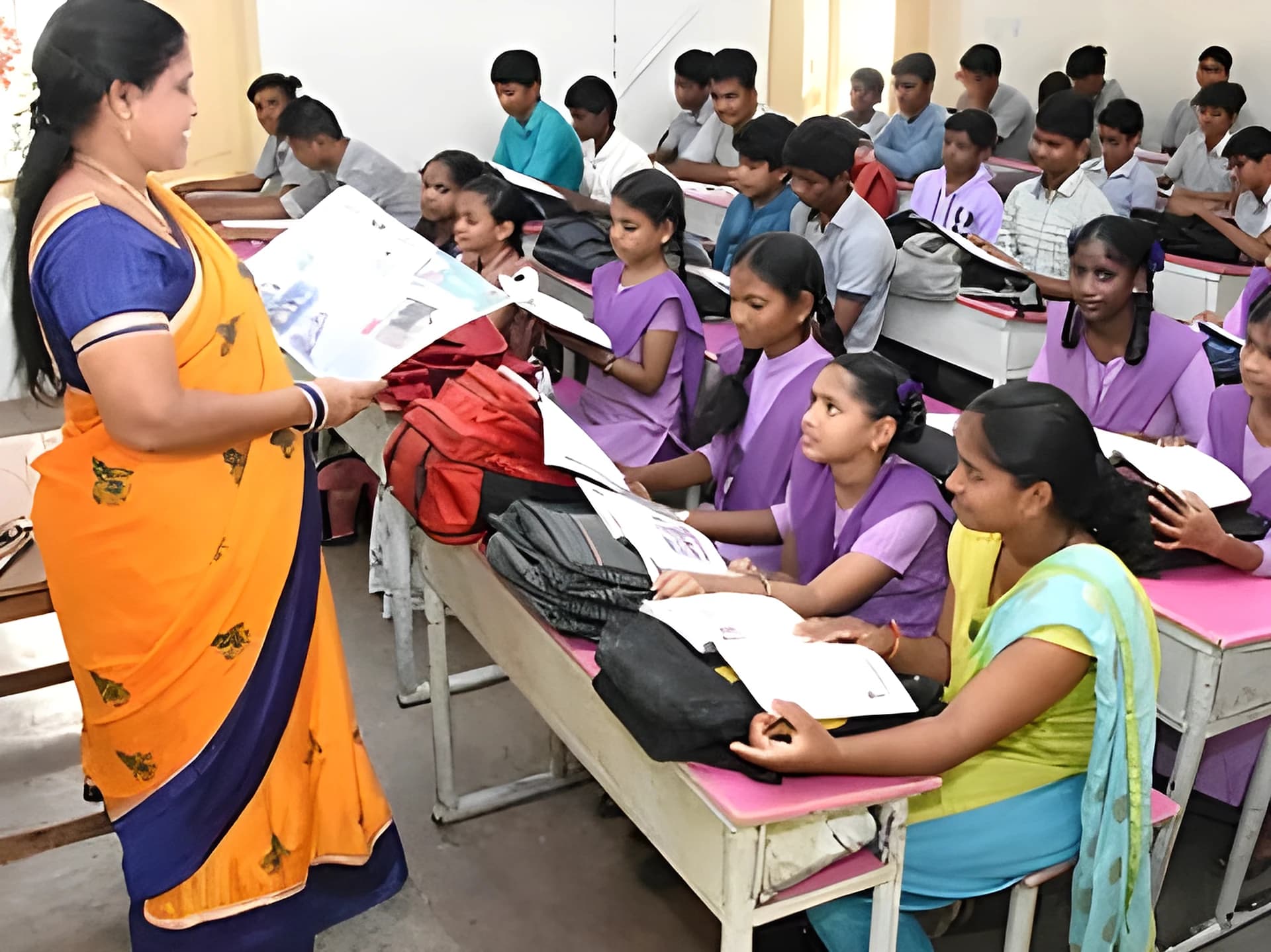 తల్లికి వందనం తొలి విడతకు గ్రీన్ సిగ్నల్