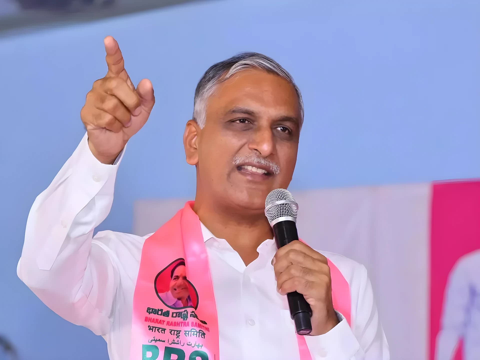 నీళ్లపై కనీస అవగాహన లేదు