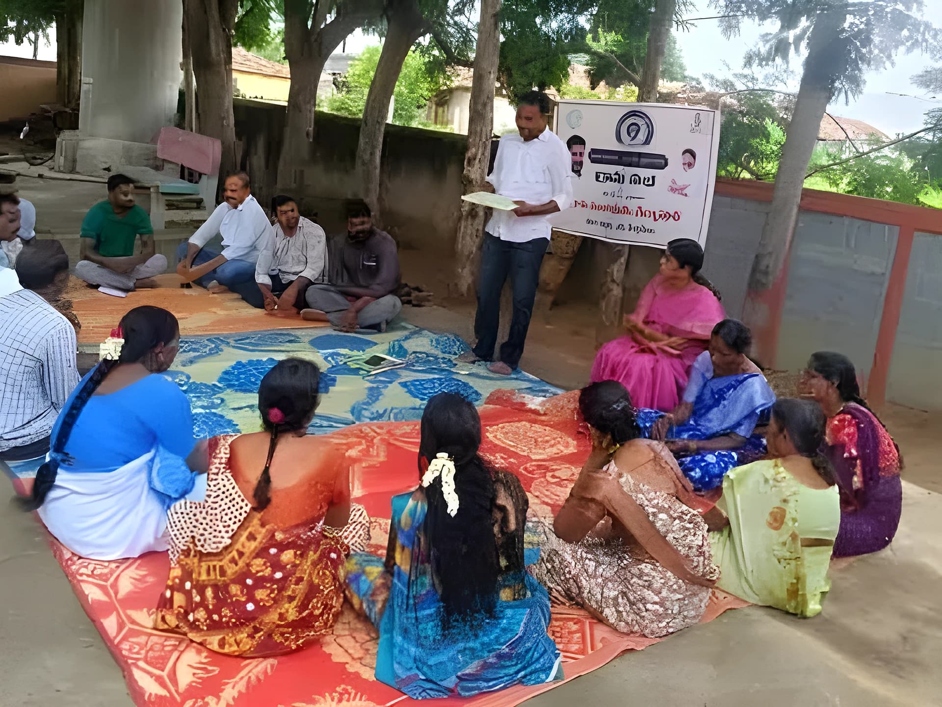 ఆదర్శ గ్రామం.. మద్యనిషేధంతో కొత్త సందేశం