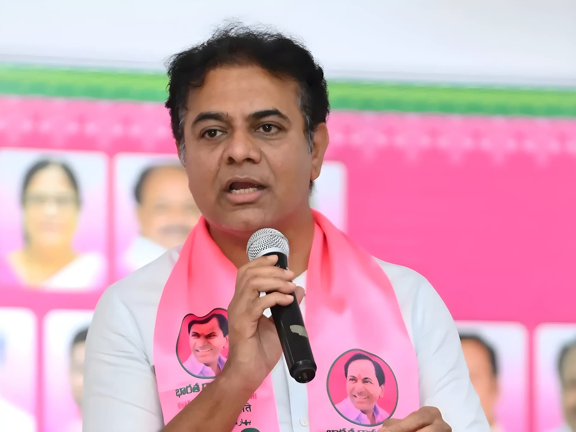 CM రేవంత్‌ రెడ్డికి KTR అల్టిమేటం