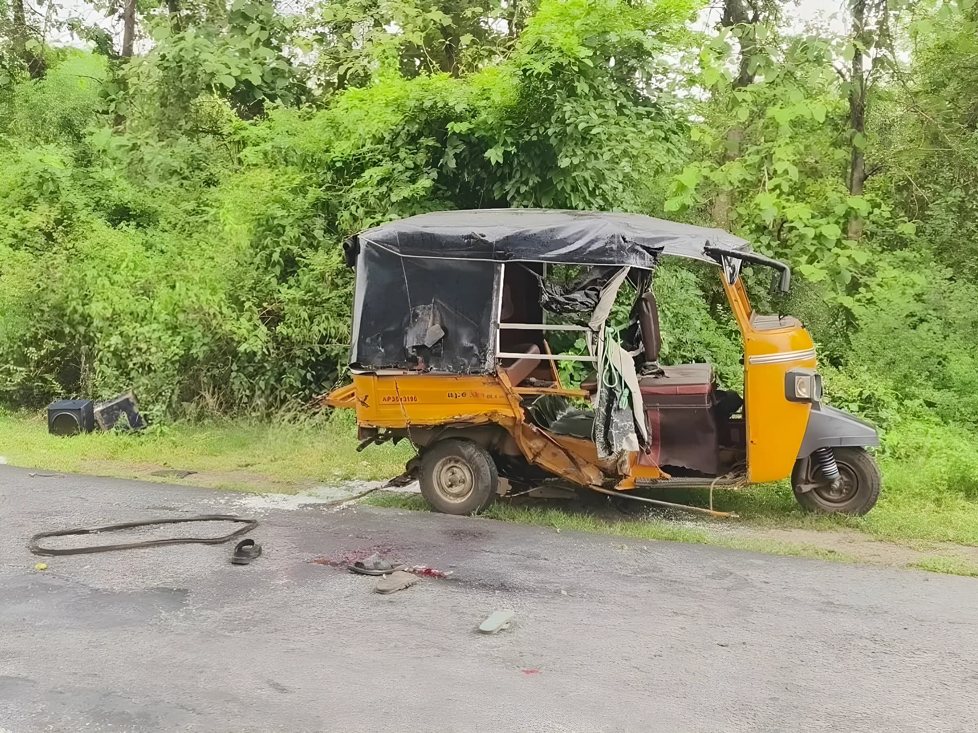 దైవ దర్శనానికి వెళ్తుండగా విషాదం