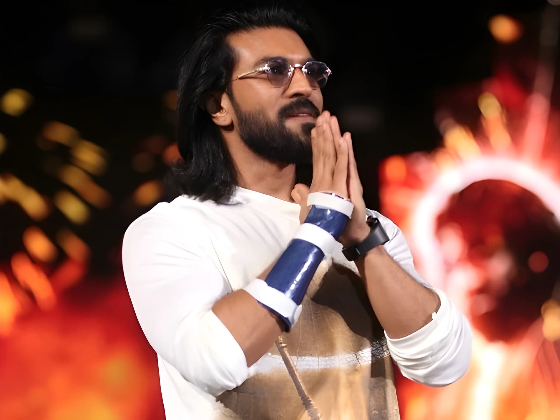 ఆసుపత్రికి మెగా ఫ్యామిలీ!