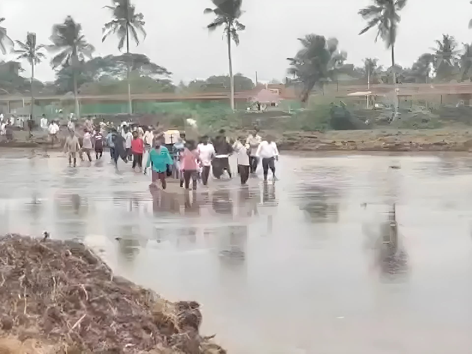 చివరి ప్రయాణానికీ దారి లేదు