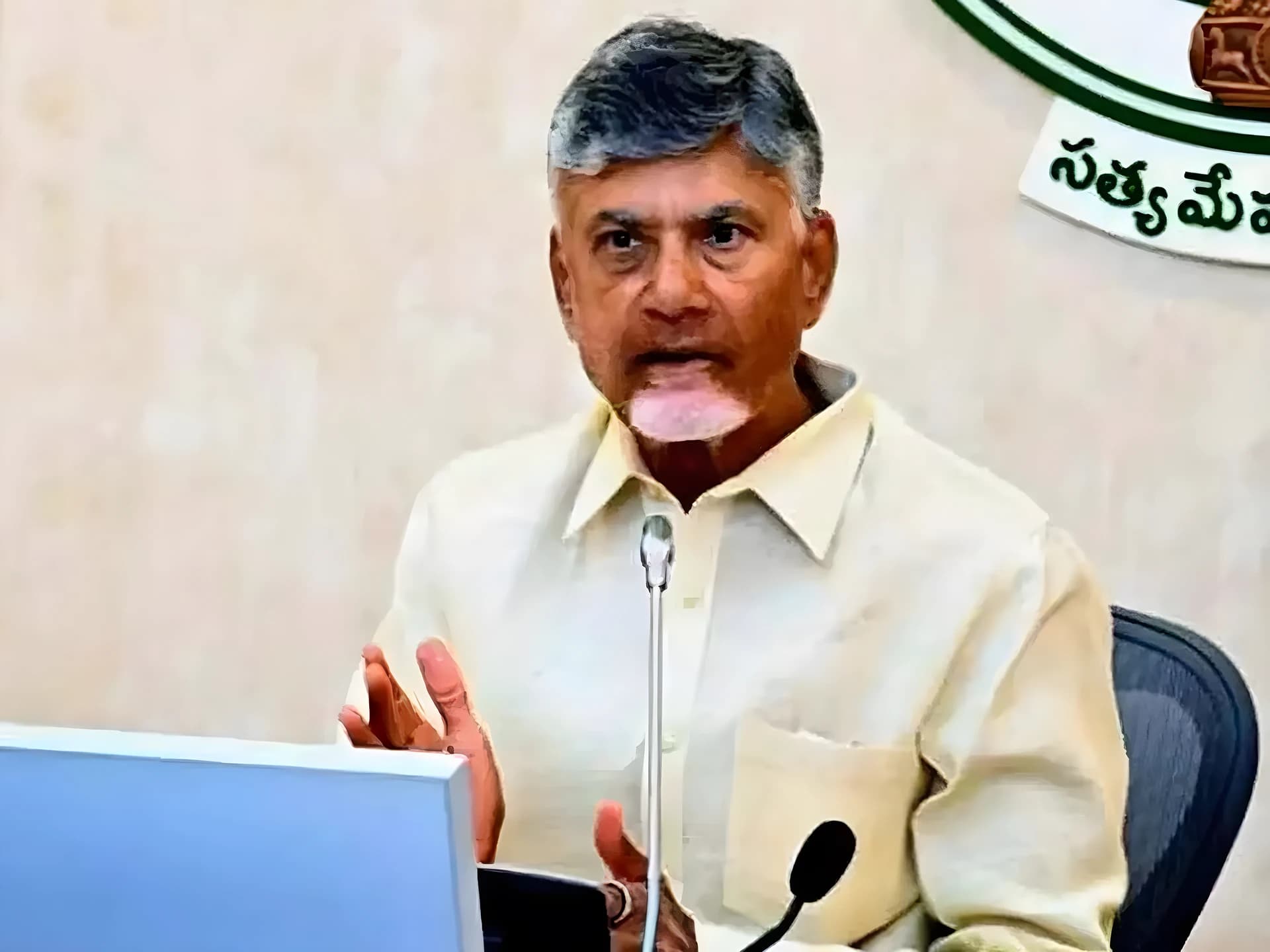 విశాఖ డెవలప్‌మెంట్‌కు CM గ్రీన్ సిగ్నల్