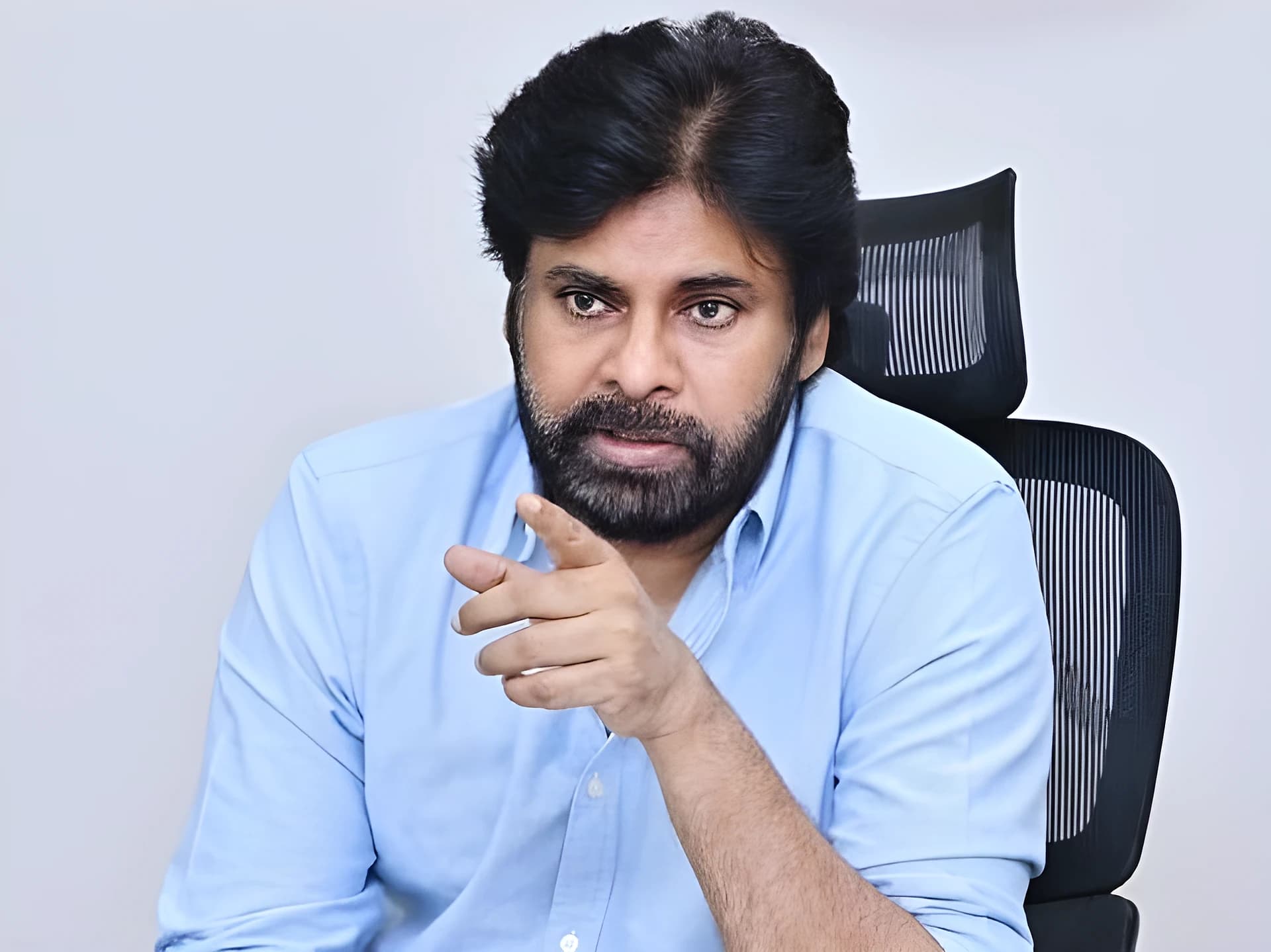 ప్రియాంక కేసులో పవన్ కల్యాణ్ కీలక ఆదేశాలు