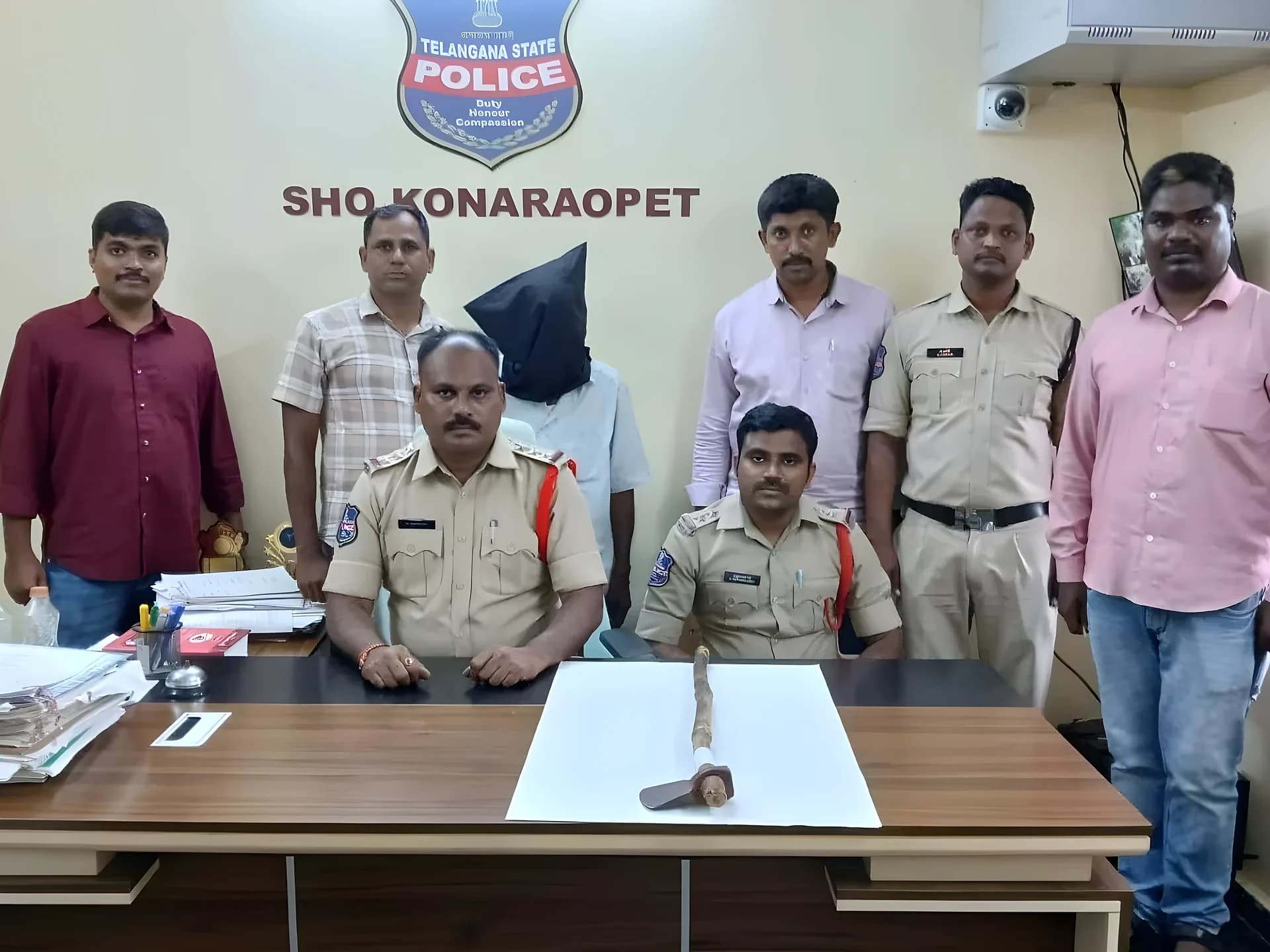 కొడుకు టార్చర్ భరించలేక.. తండ్రి షాకింగ్ డెసిషన్
