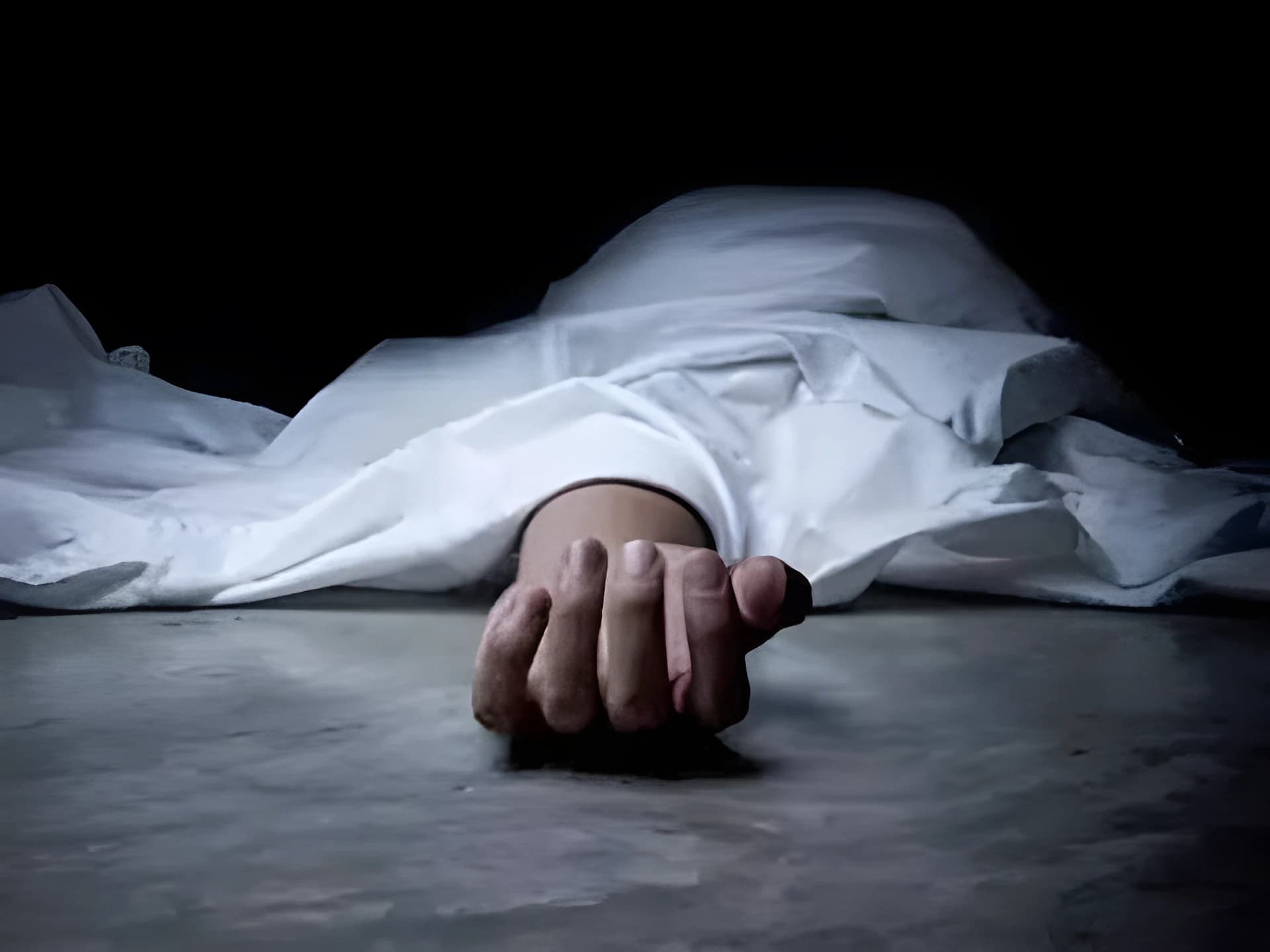 కన్నకొడుకుపై తండ్రి దాడి