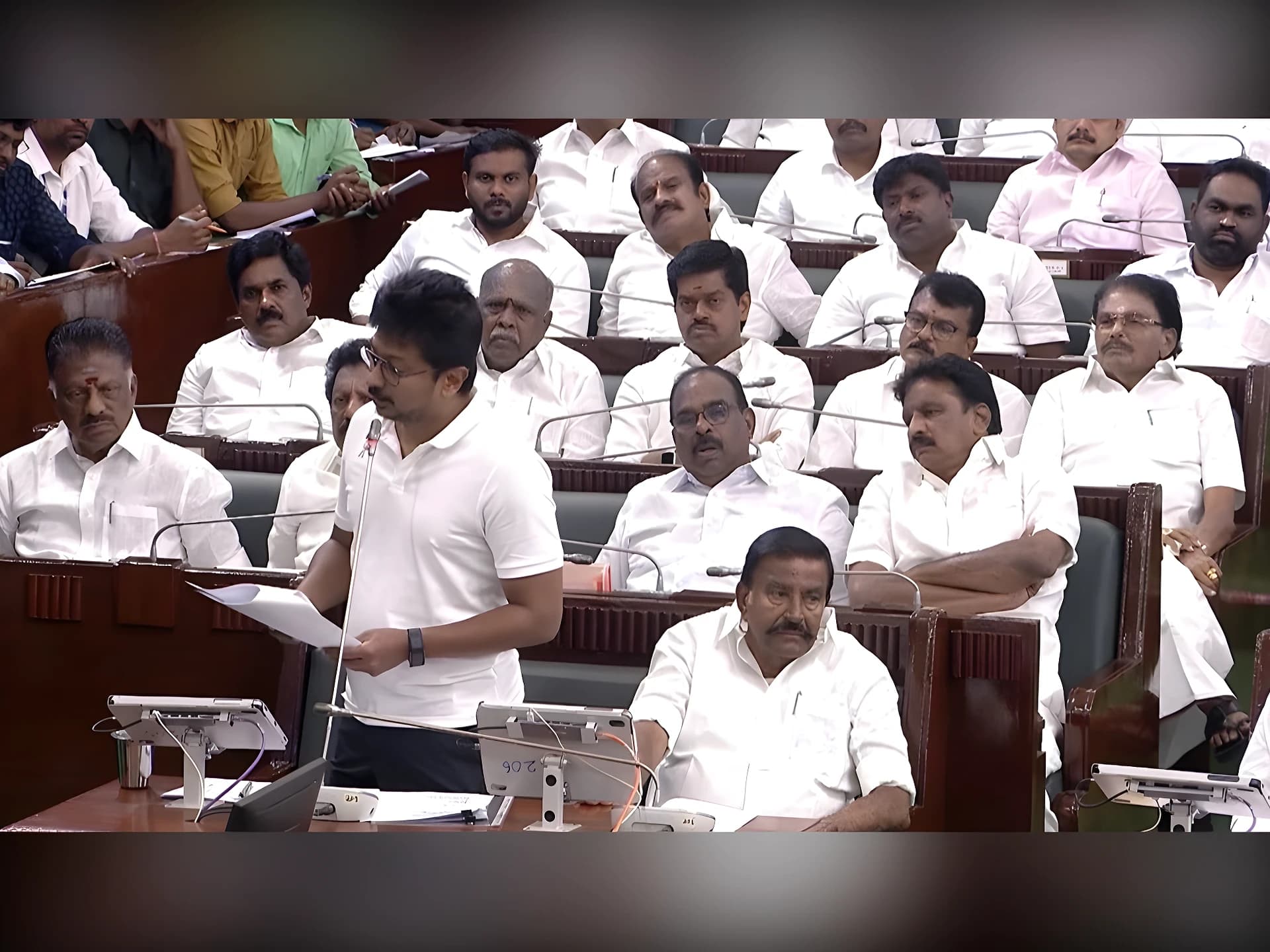 CM విజయ్‌కు డీఎంకే మద్దతు