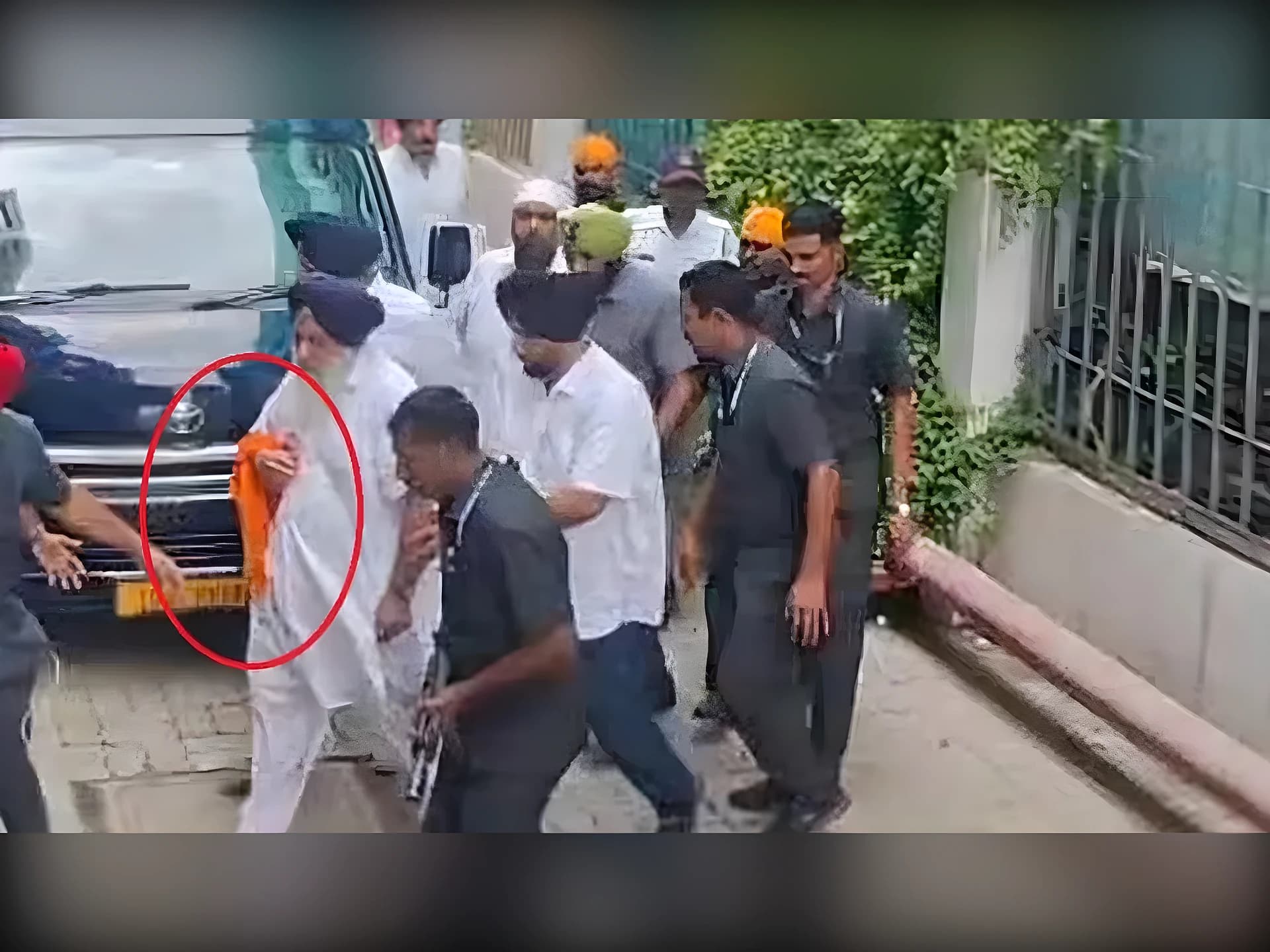 శిరోమణి అకాలీ దళ్(SAD) జాతీయ అధ్యక్షుడిపై దాడి