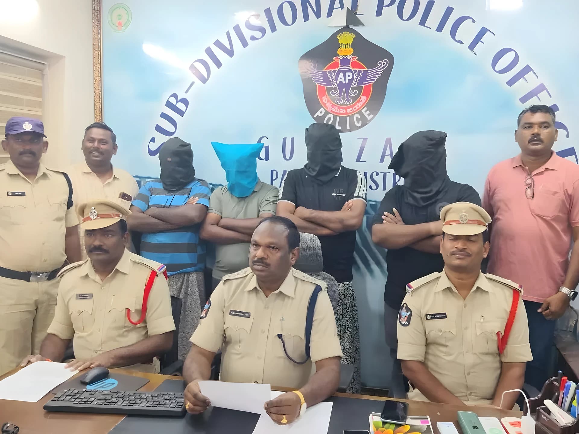 చెన్నారెడ్డి హత్య కేసులో బిగ్ ట్విస్ట్.. నలుగురు అరెస్ట్