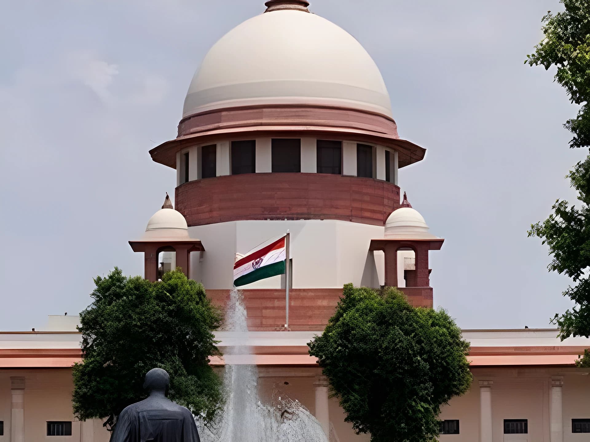 సోషల్ మీడియాపై సుప్రీంకోర్టు సీరియస్!