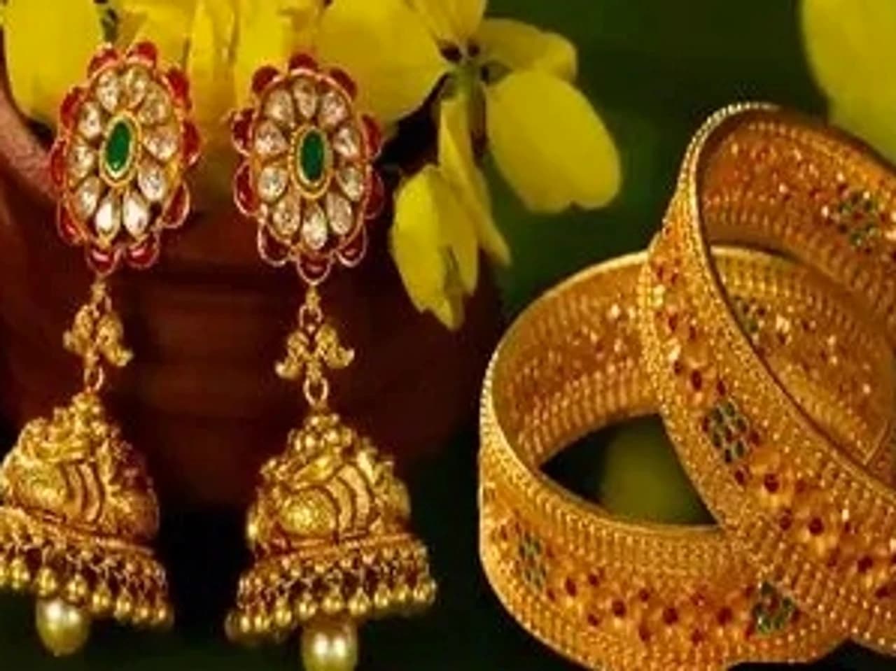 మళ్లీ పెరిగిన బంగారం ధరలు