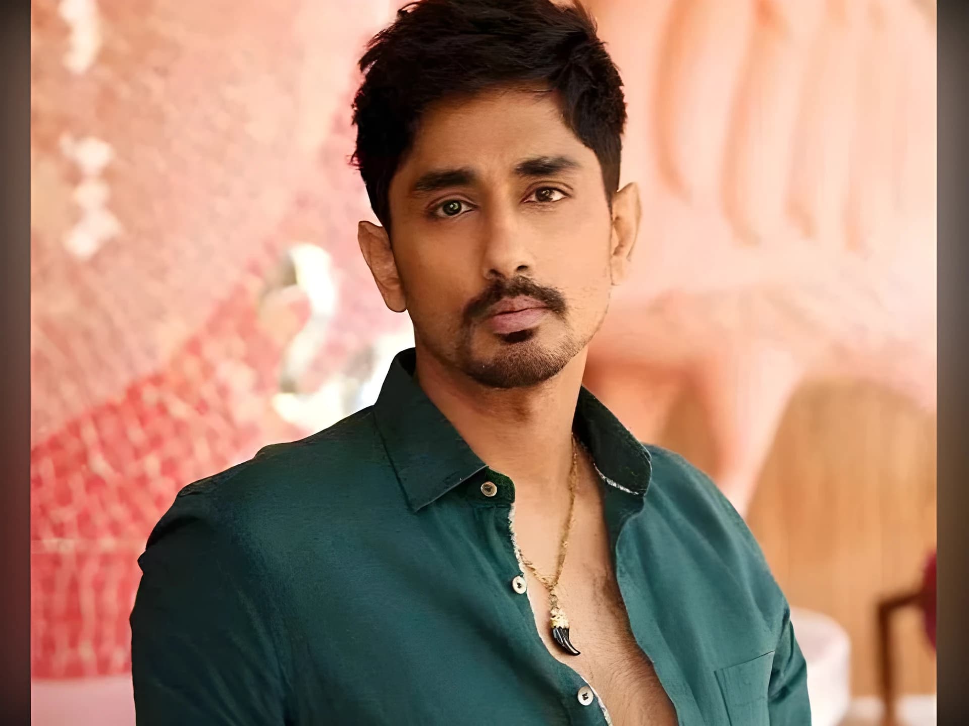 తన Rules లీక్ చేసిన సిద్ధార్థ్! 🎬