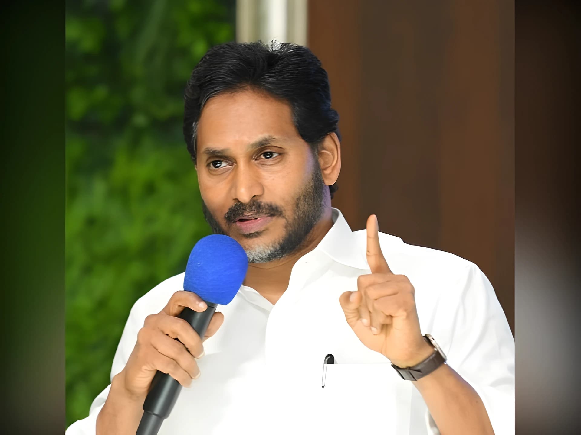టీచర్ ఉద్యోగాల అమ్మకం.. జగన్ సంచలన ఆరోపణలు!
