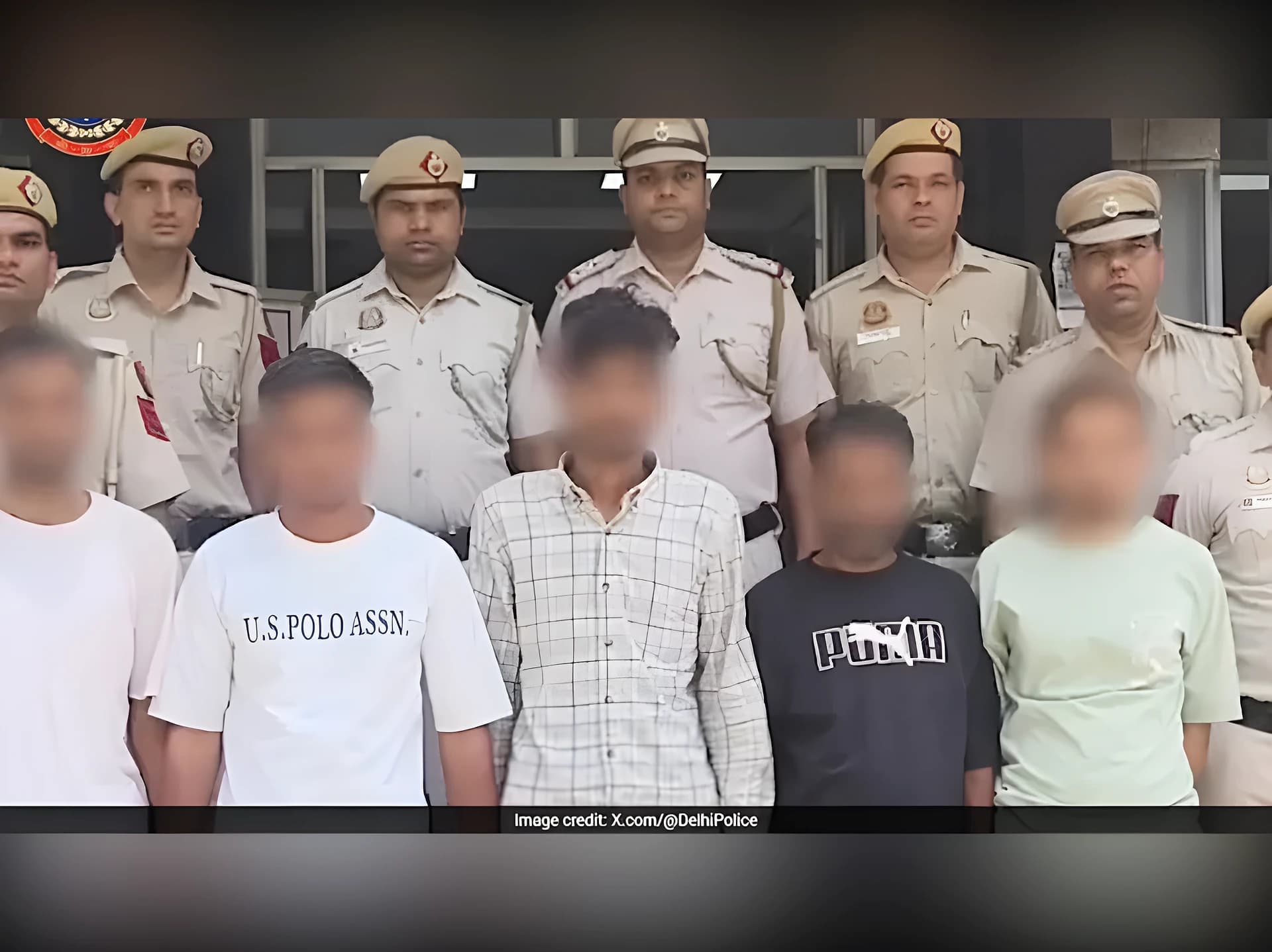 ప్రయాణికుల్లా వచ్చారు… డ్రైవర్‌ను ఎందుకు చంపేశారు?