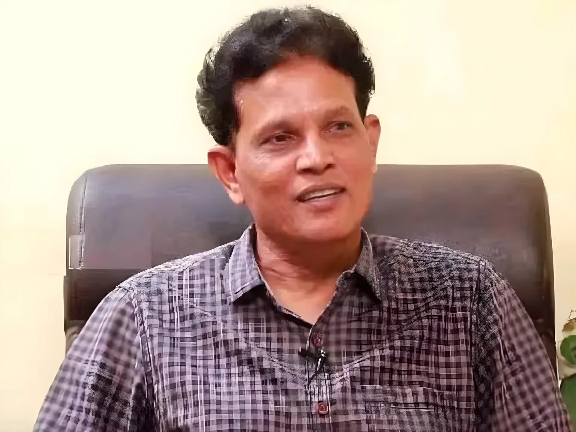 ముట్టుకుంటే 100 కోట్లు.. ఇదేం అవినీతి: ఆకునూరి