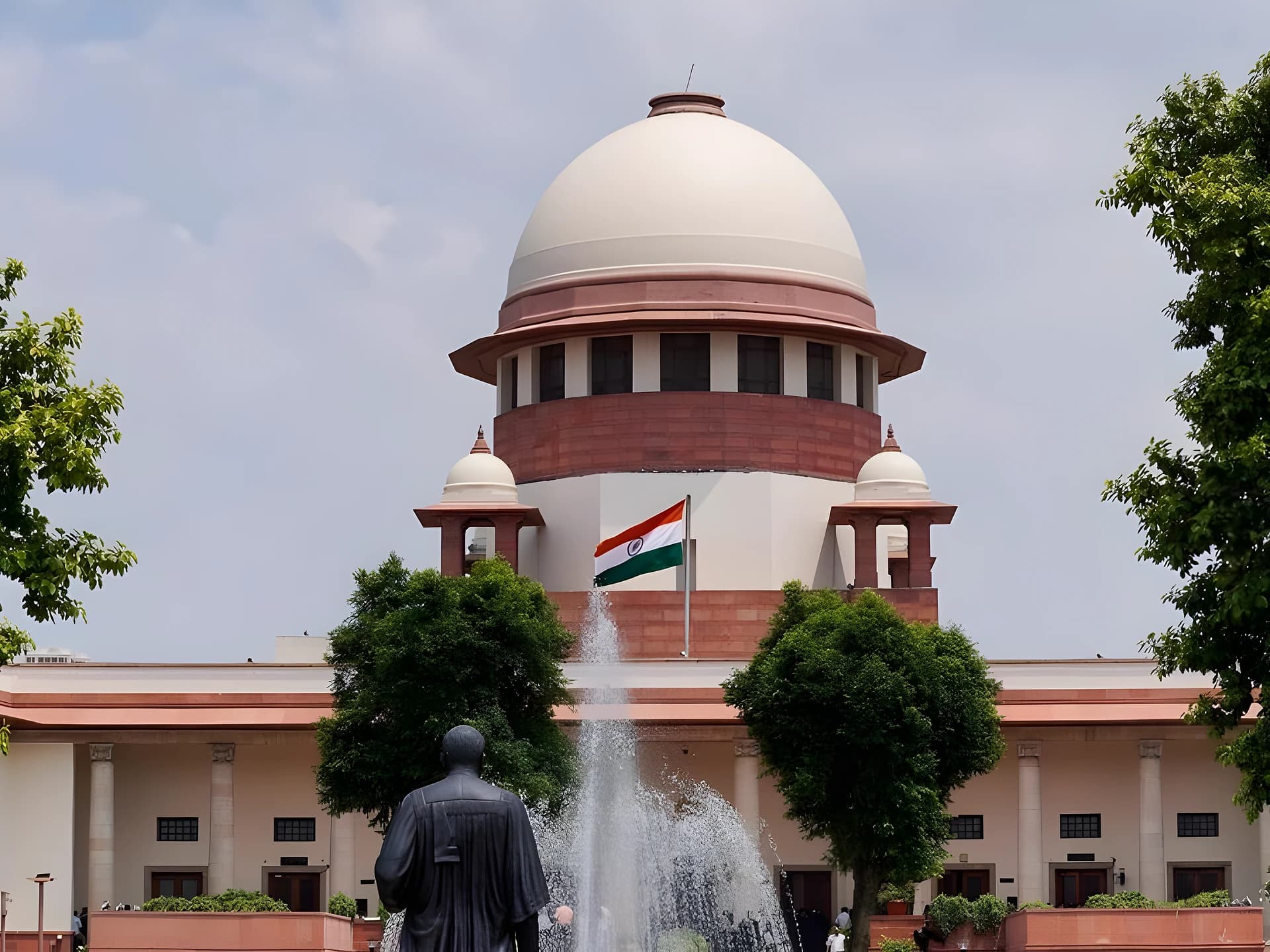 విమెన్ ప్రొటెస్టర్స్ Vs పోలీస్: CJI సంచలన ఆర్డర్!