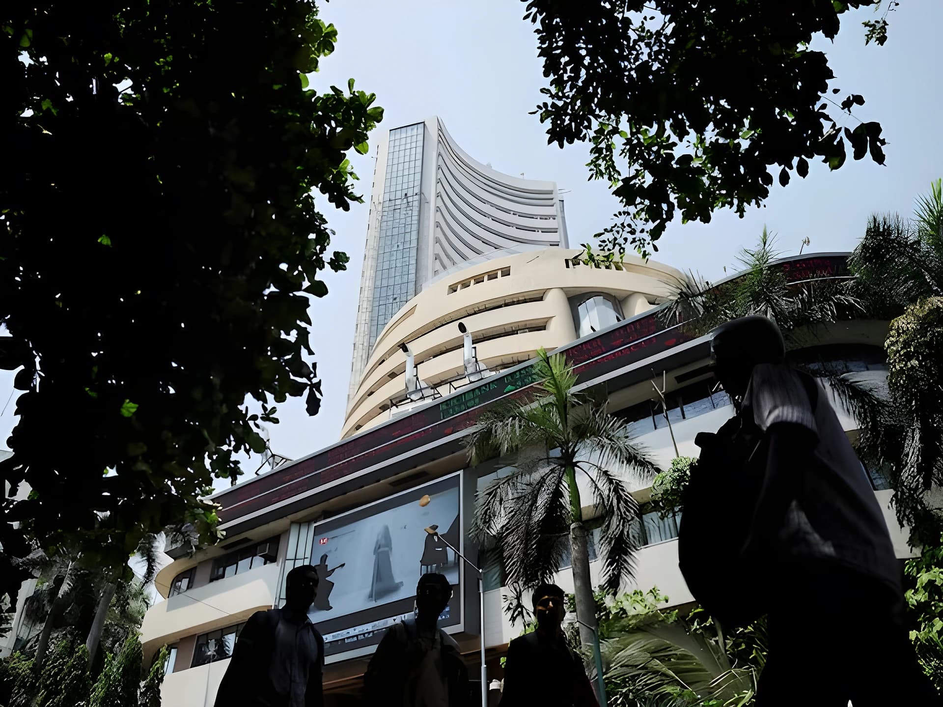 Stock Market మళ్లీ గ్రీన్‌లోకి..
