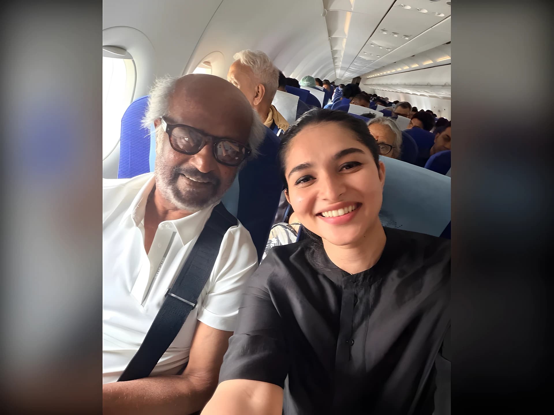✈️Flight లో పక్క సీటు చూసి మైండ్ బ్లాక్