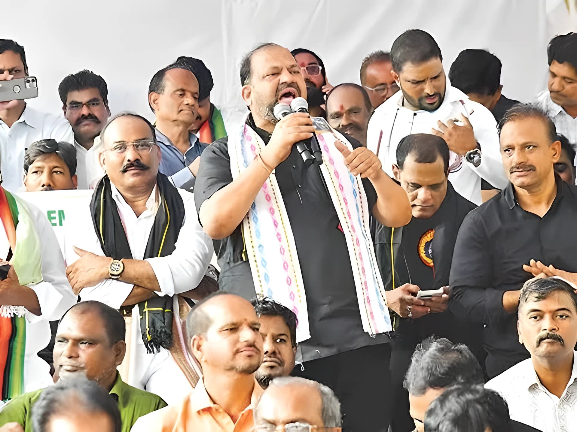 సర్కార్‌కు ఉద్యోగుల అల్టిమేటం.. ఇక పోరుబాటే