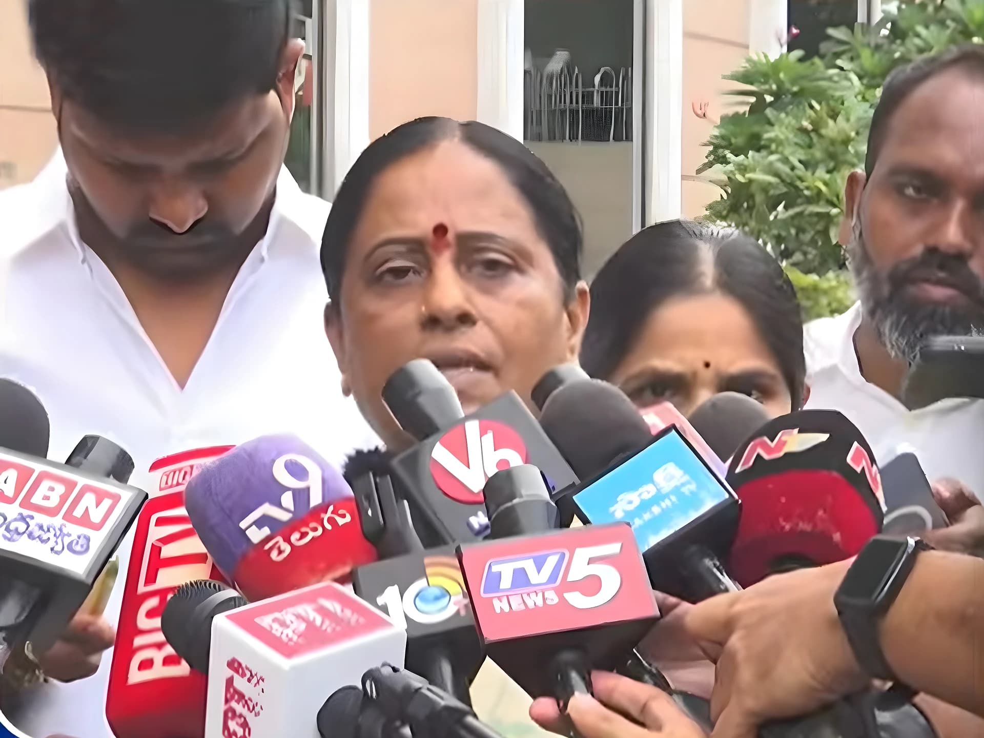 CM రేవంత్‌పై మంత్రి కొండా సురేఖ షాకింగ్ కామెంట్స్!