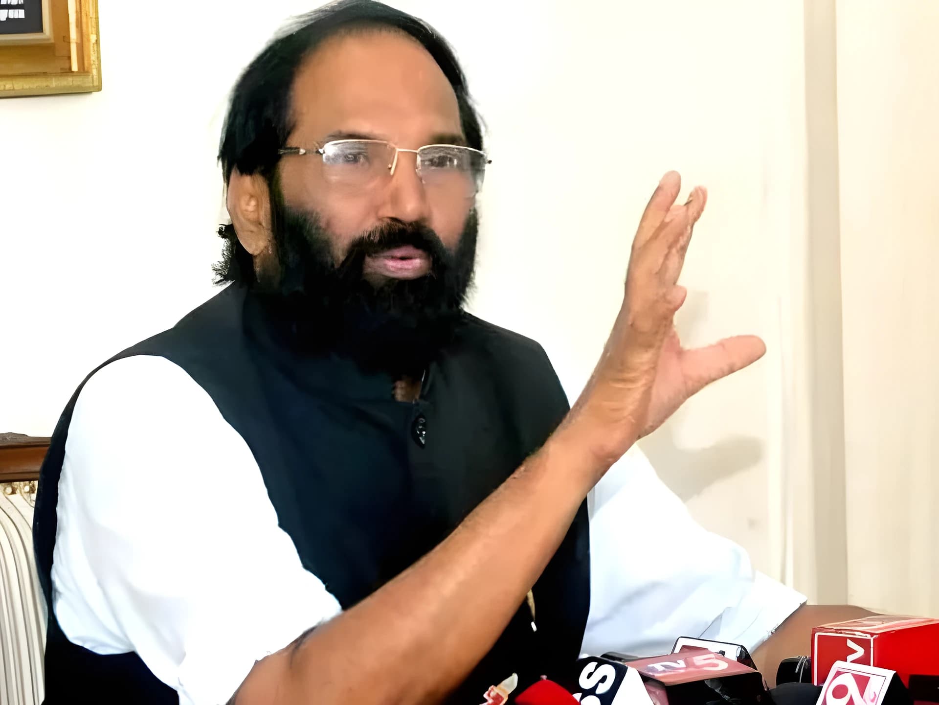 ప్రతి గ్రామం.. ప్రతి పట్టణానికి జలభద్రత: ఉత్తమ్