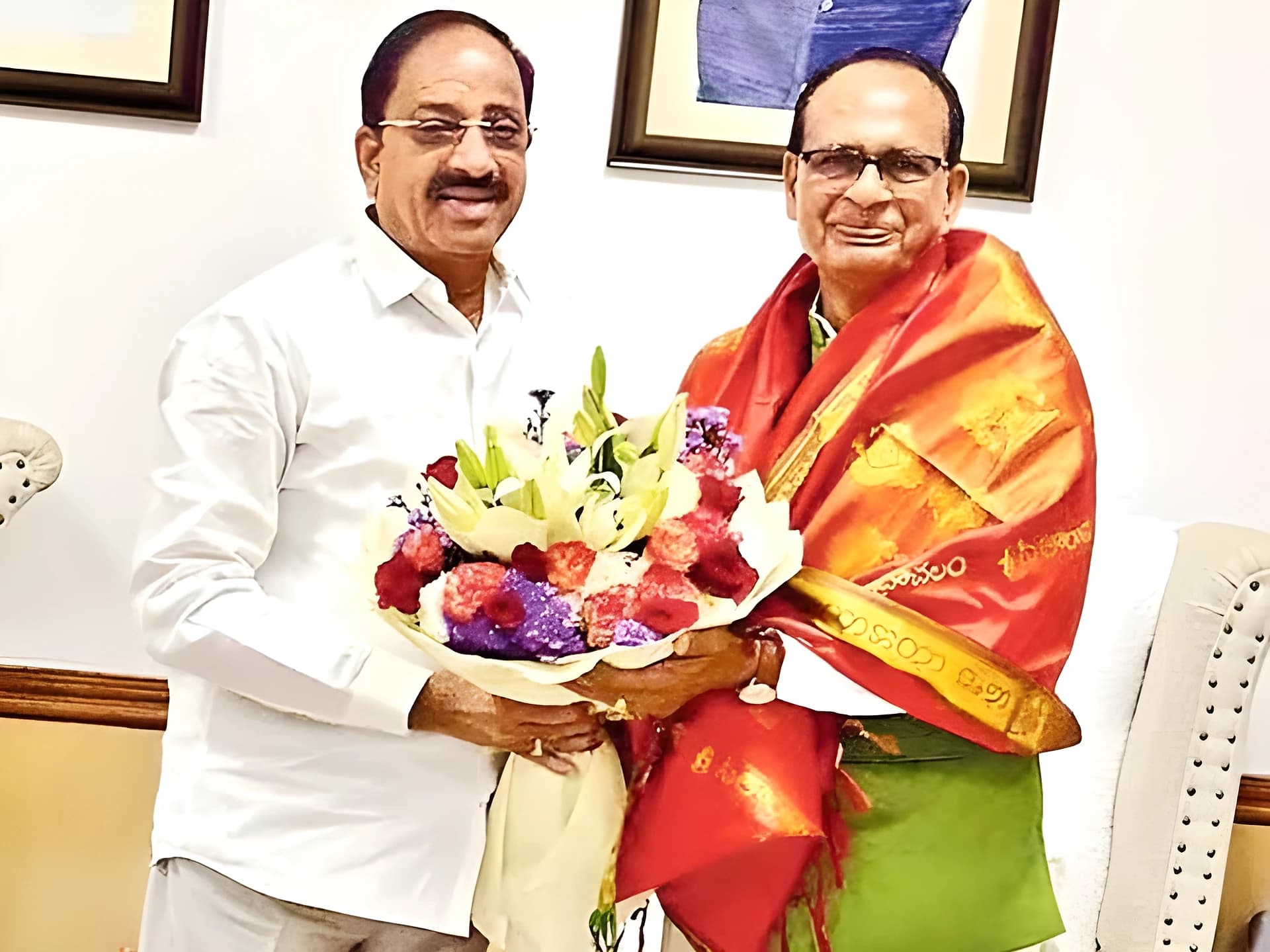 కొబ్బరి బోర్డు ఏర్పాటు చేయాలి: తుమ్మల