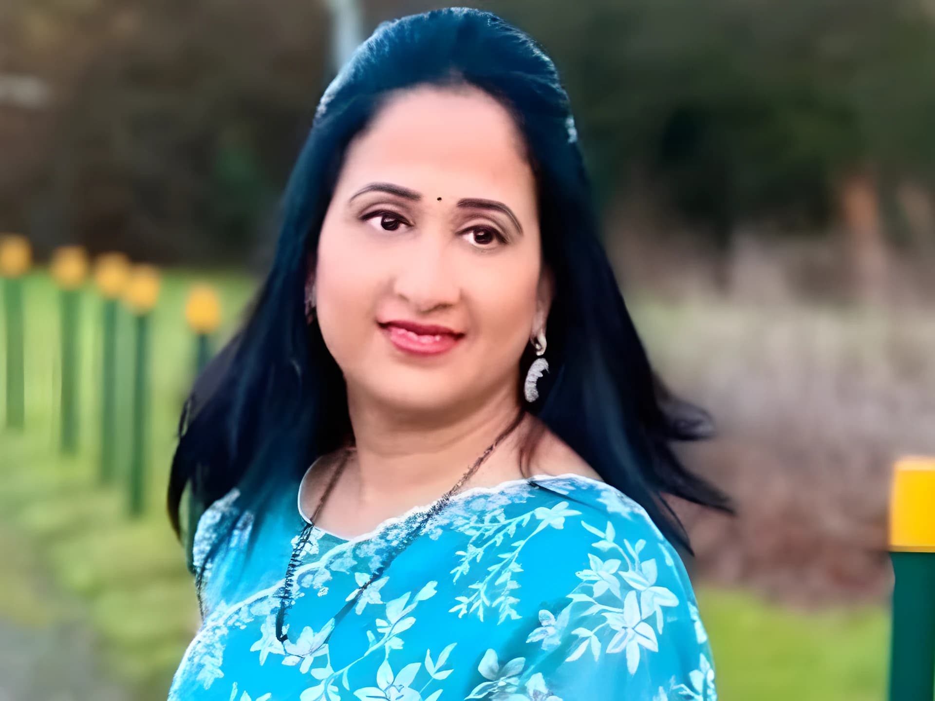 ఎయిర్‌పోర్ట్‌లో యూట్యూబర్ అరెస్ట్!
